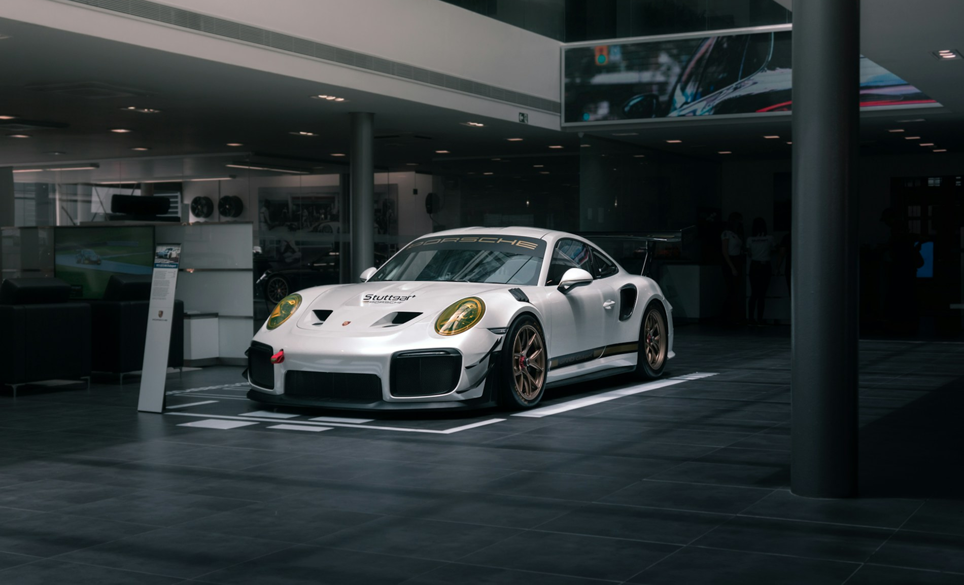 Porsche GT2 RS Interior